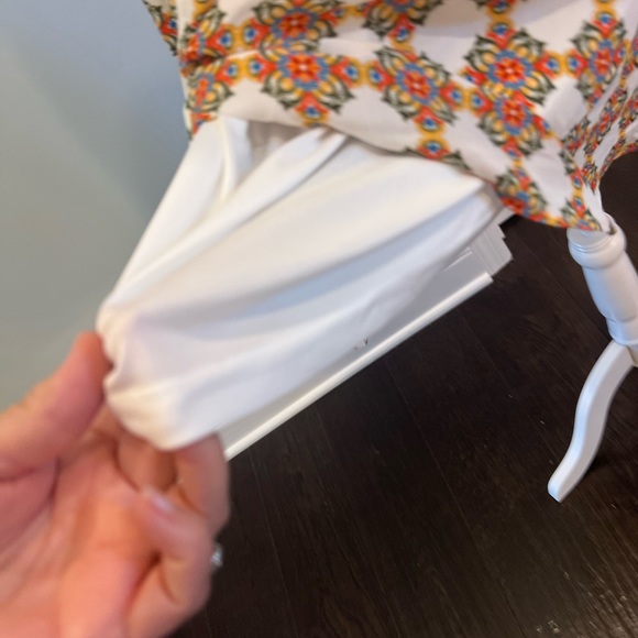 SOLD DR2 Large Beautiful Fall Color Pattern Dress, waist-Tie, Cold Shoulder NWT - Picture 5 of 13